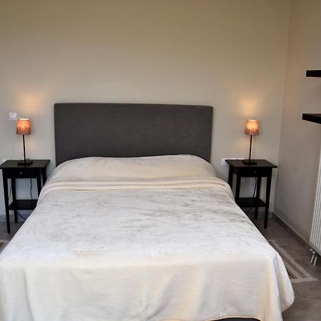 Ελιάδες - Eliades Apartments Каристос Екстериор снимка