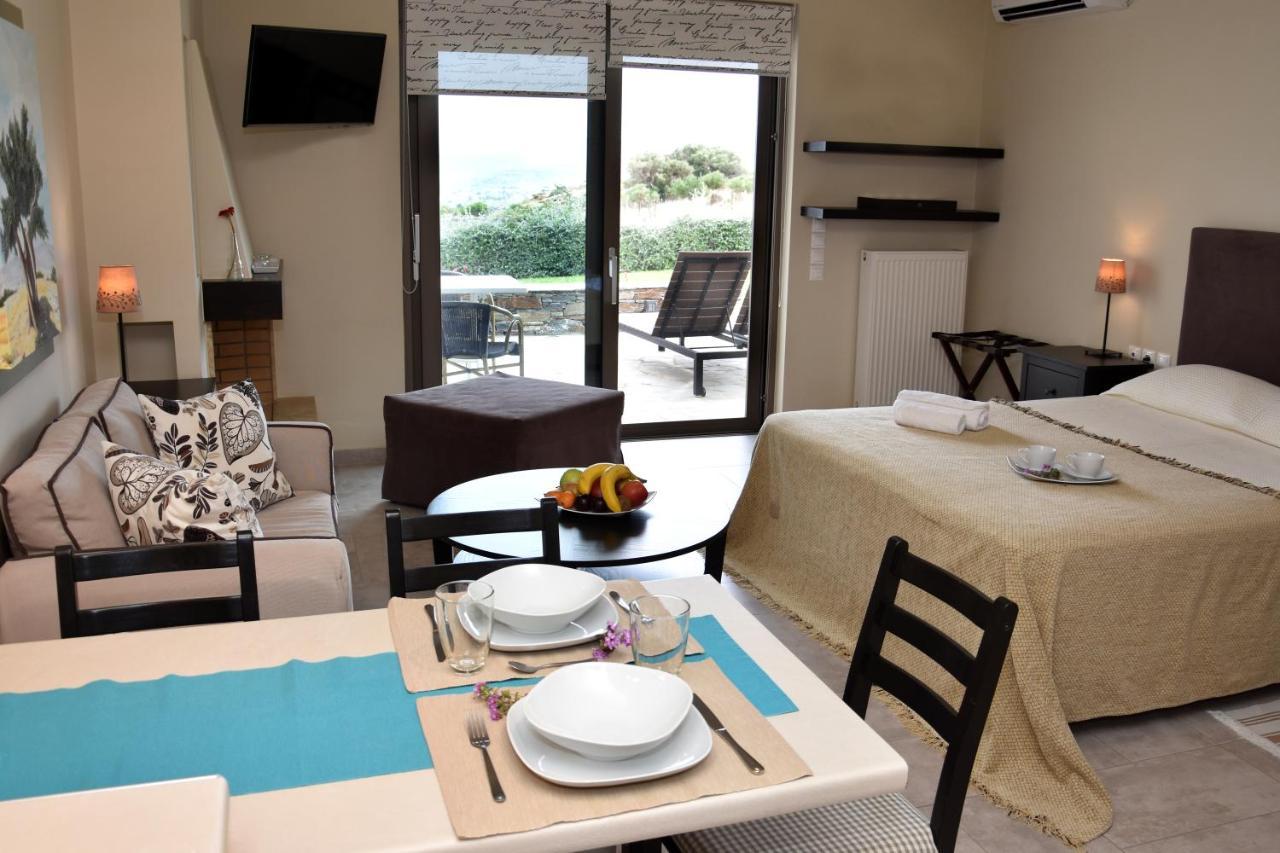 Ελιάδες - Eliades Apartments Каристос Екстериор снимка