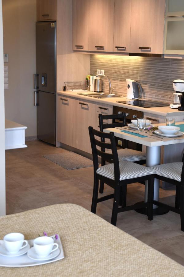 Ελιάδες - Eliades Apartments Каристос Екстериор снимка